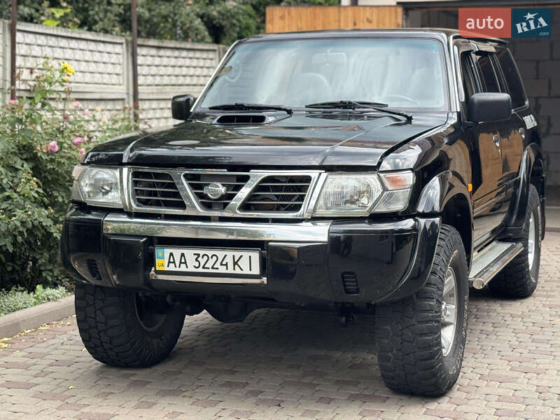 Nissan Patrol 2000