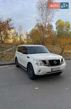 Внедорожник / Кроссовер Nissan Patrol 2011 в Киеве