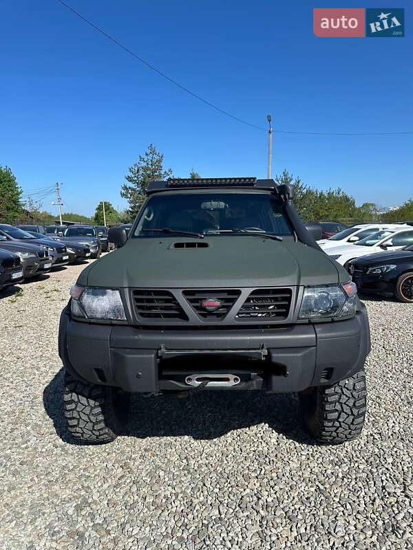 Позашляховик / Кросовер Nissan Patrol 2002 в Львові