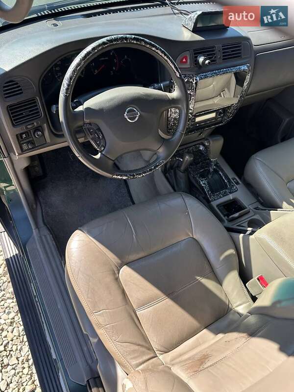 Позашляховик / Кросовер Nissan Patrol 2002 в Львові