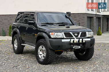 Внедорожник / Кроссовер Nissan Patrol 2000 в Ужгороде