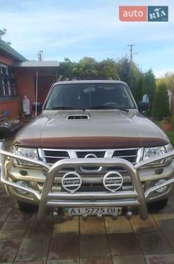 Внедорожник / Кроссовер Nissan Patrol 2005 в Киеве