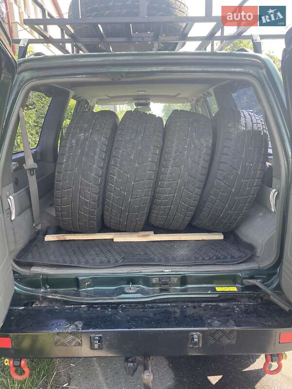 Позашляховик / Кросовер Nissan Patrol 2001 в Тернополі