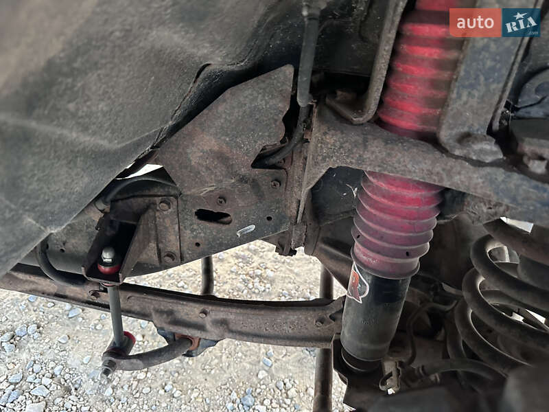 Позашляховик / Кросовер Nissan Patrol 2002 в Одесі