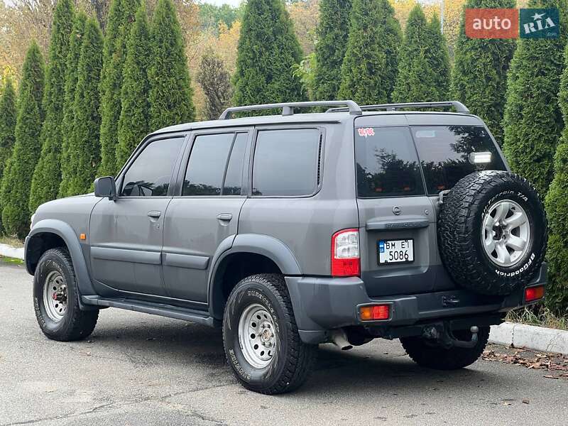 Позашляховик / Кросовер Nissan Patrol 2003 в Києві