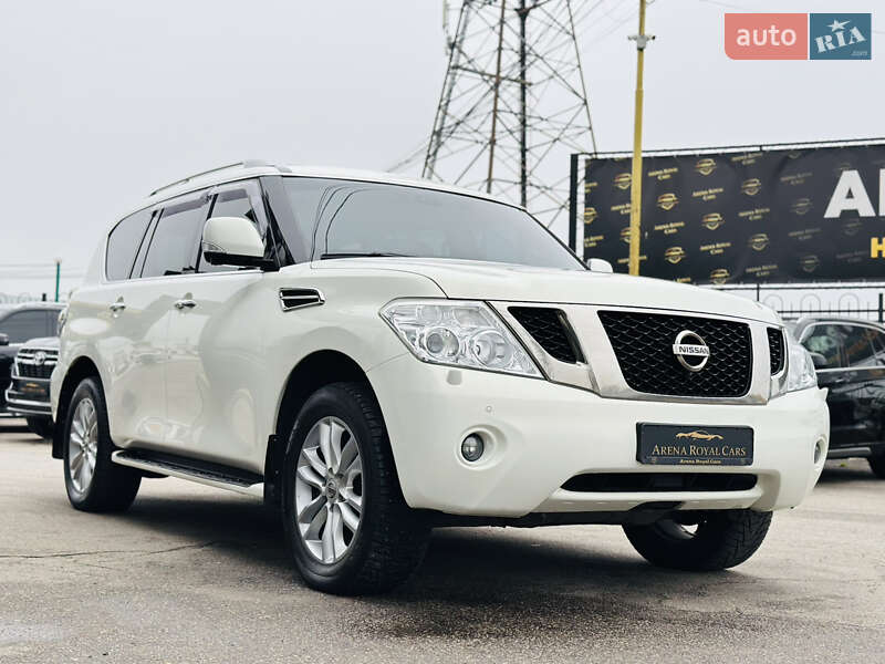 Внедорожник / Кроссовер Nissan Patrol 2011 в Харькове