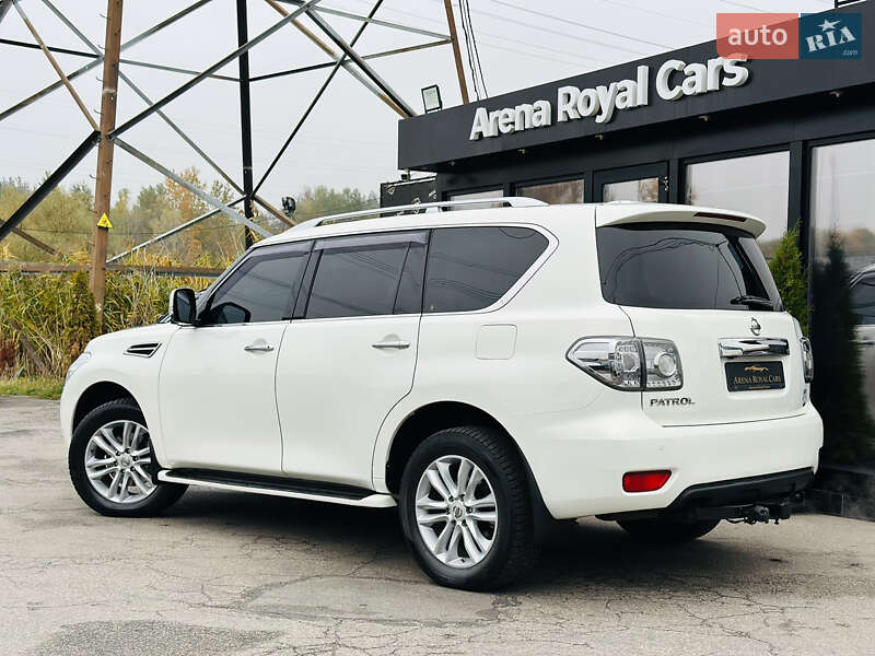Внедорожник / Кроссовер Nissan Patrol 2011 в Харькове