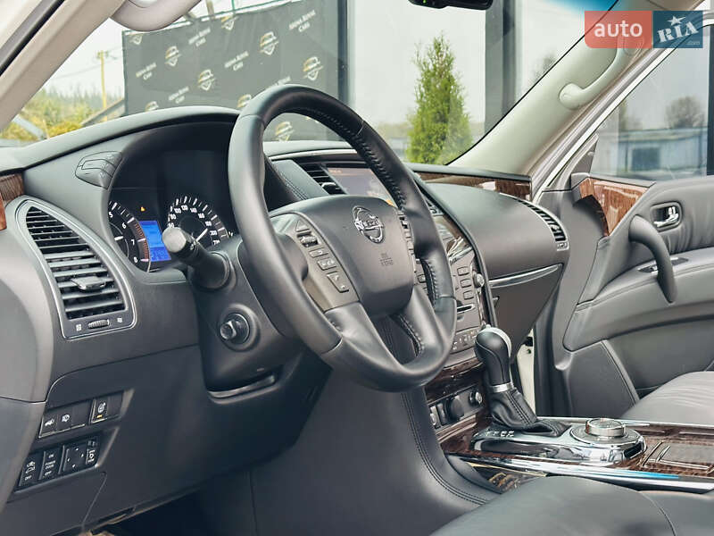 Внедорожник / Кроссовер Nissan Patrol 2011 в Харькове