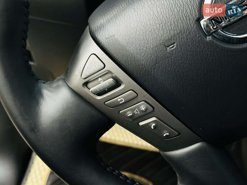 Внедорожник / Кроссовер Nissan Patrol 2011 в Харькове