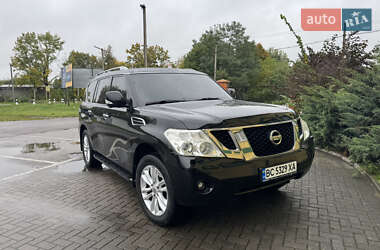 Позашляховик / Кросовер Nissan Patrol 2010 в Стрию