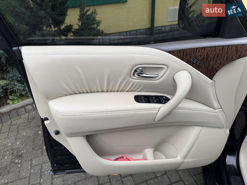 Позашляховик / Кросовер Nissan Patrol 2010 в Стрию