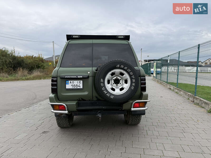 Внедорожник / Кроссовер Nissan Patrol 2000 в Ужгороде