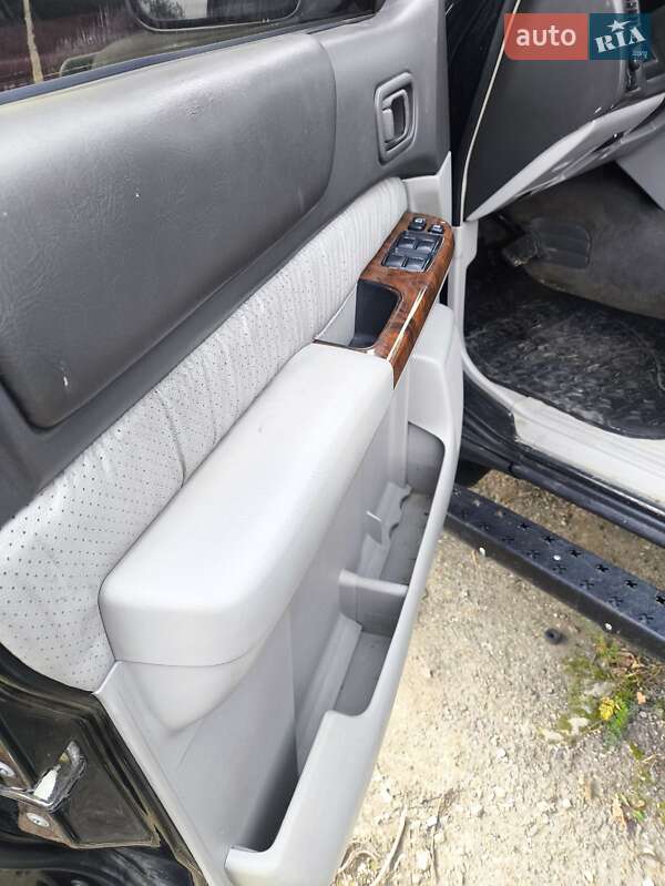 Внедорожник / Кроссовер Nissan Patrol 2003 в Коломые фото 3 Внедорожник / Кроссовер Nissan Patrol 2003 в Коломые