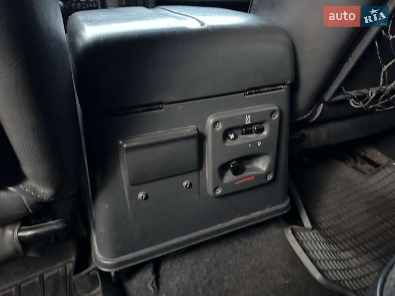 Внедорожник / Кроссовер Nissan Patrol 1996 в Прилуках