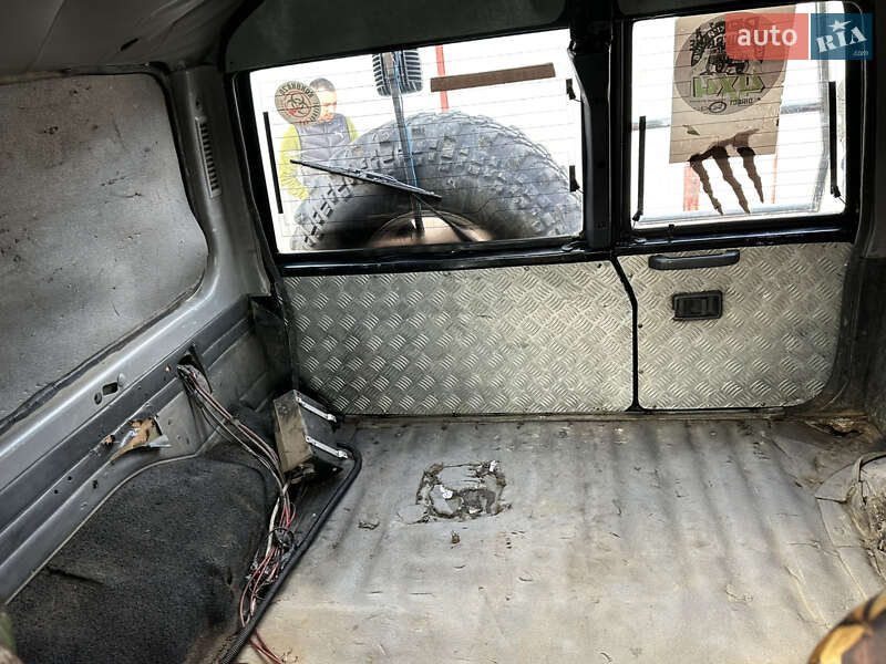 Внедорожник / Кроссовер Nissan Patrol 1999 в Коломые