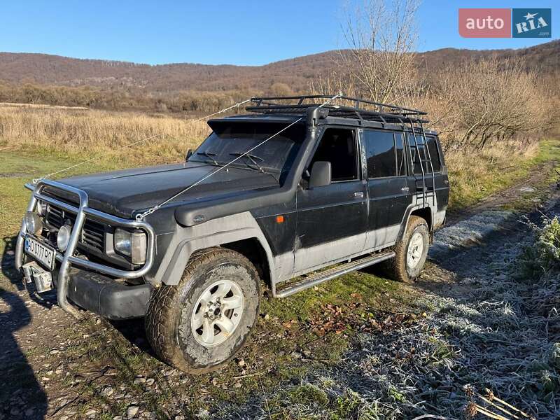 Внедорожник / Кроссовер Nissan Patrol 1992 в Перечине