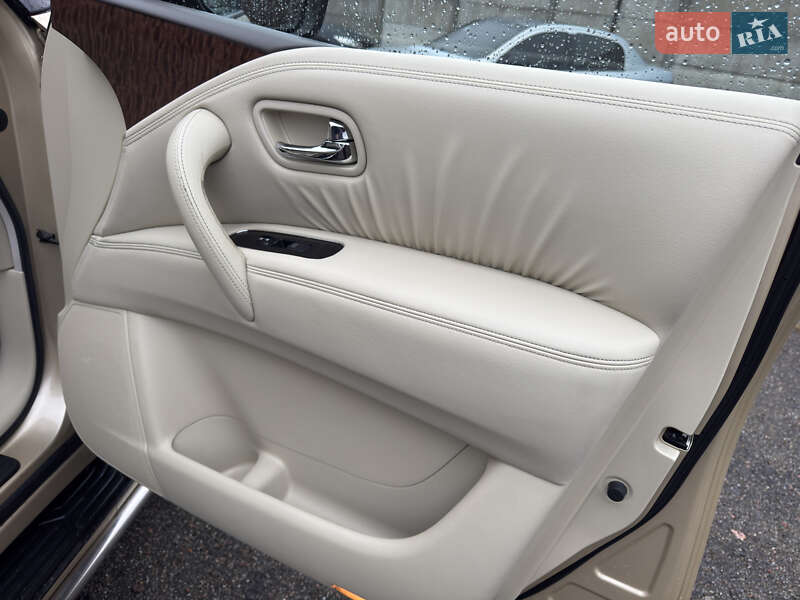 Внедорожник / Кроссовер Nissan Patrol 2011 в Киеве