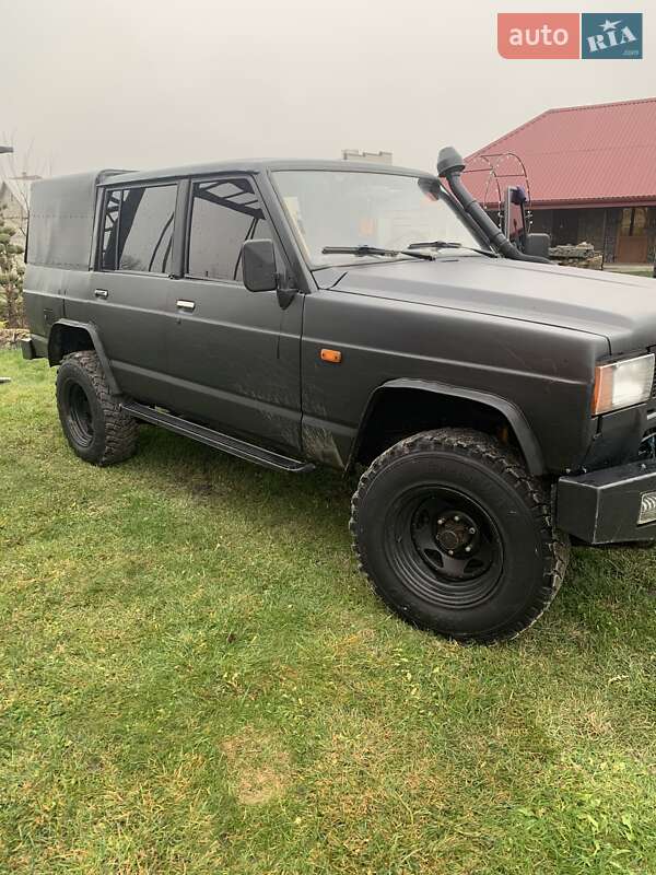 Внедорожник / Кроссовер Nissan Patrol 1992 в Любешове фото Внедорожник / Кроссовер Nissan Patrol 1992 в Любешове