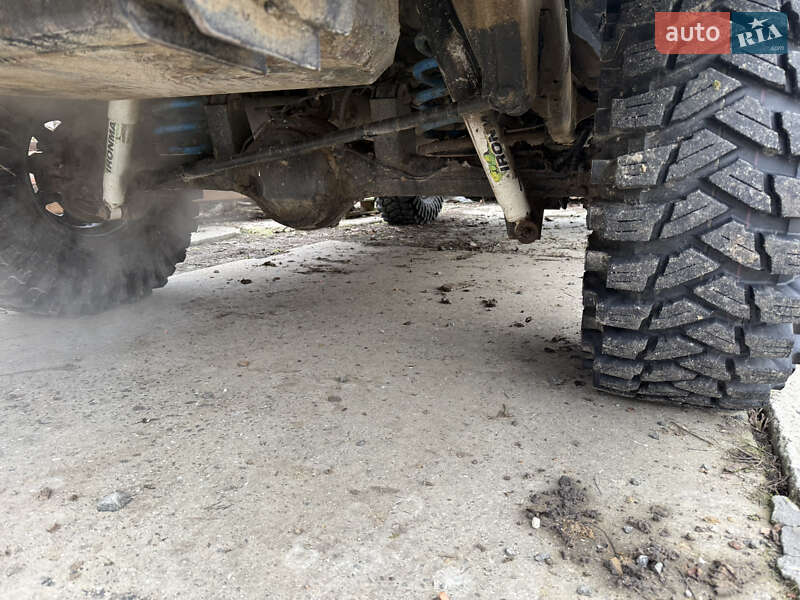 Позашляховик / Кросовер Nissan Patrol 1998 в Хмельницькому