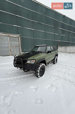 Внедорожник / Кроссовер Nissan Patrol 2000 в Ивано-Франковске