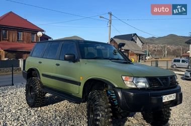 Внедорожник / Кроссовер Nissan Patrol 1999 в Яремче