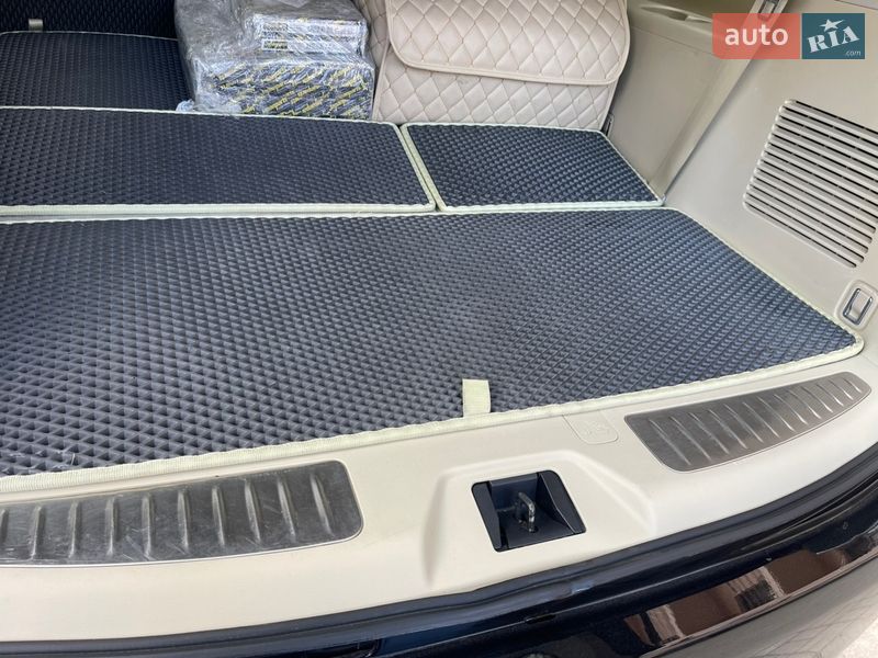 Внедорожник / Кроссовер Nissan Patrol 2011 в Черновцах