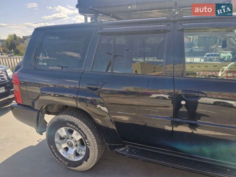 Внедорожник / Кроссовер Nissan Patrol 2008 в Львове