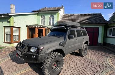 Позашляховик / Кросовер Nissan Patrol 2000 в Івано-Франківську