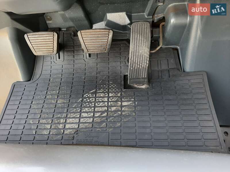 Вилочный погрузчик Nissan PH 2004 в Тернополе