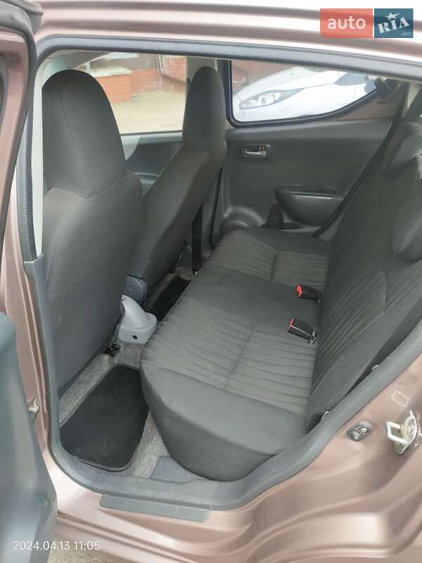 Хетчбек Nissan Pixo 2009 в Івано-Франківську