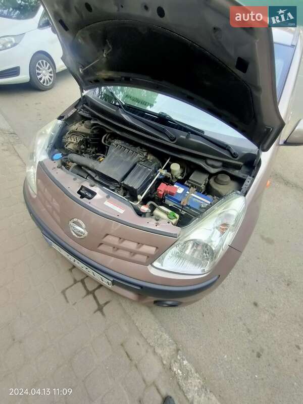 Хетчбек Nissan Pixo 2009 в Івано-Франківську