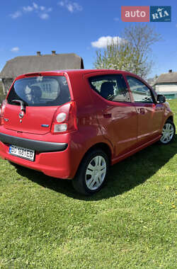 Хетчбек Nissan Pixo 2011 в 