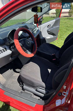 Хетчбек Nissan Pixo 2011 в 