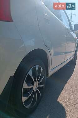 Хетчбек Nissan Pixo 2010 в Вінниці