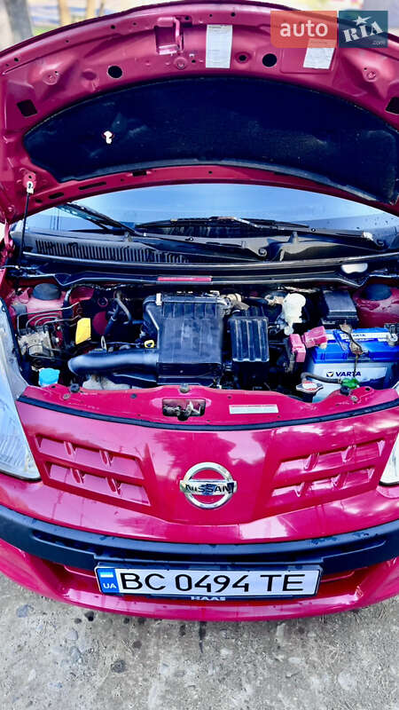 Хэтчбек Nissan Pixo 2009 в Новояворовске