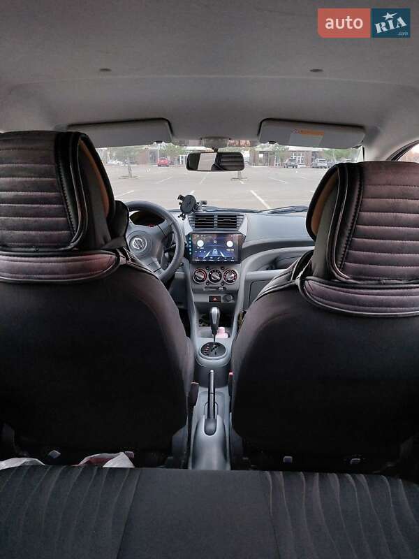 Хэтчбек Nissan Pixo 2011 в Николаеве фото 5 Хэтчбек Nissan Pixo 2011 в Николаеве