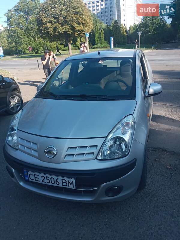 Хэтчбек Nissan Pixo 2010 в Черновцах