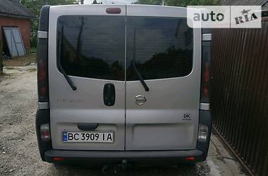 Вантажопасажирський фургон Nissan Primastar 2003 в 