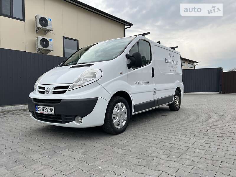 Вантажний фургон Nissan Primastar 2011 в 