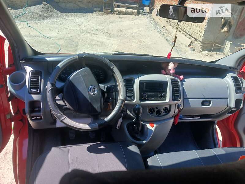 Мінівен Nissan Primastar 2005 в Борщеві