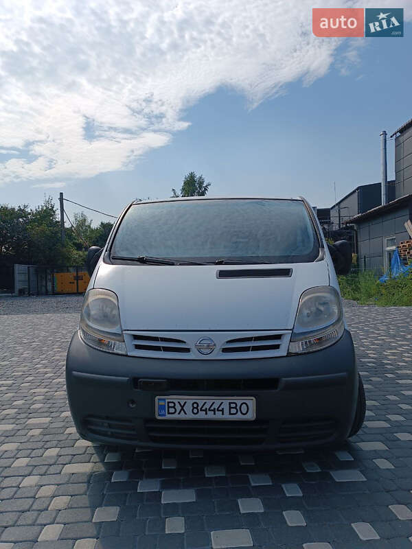 Минивэн Nissan Primastar 2005 в Грицеве