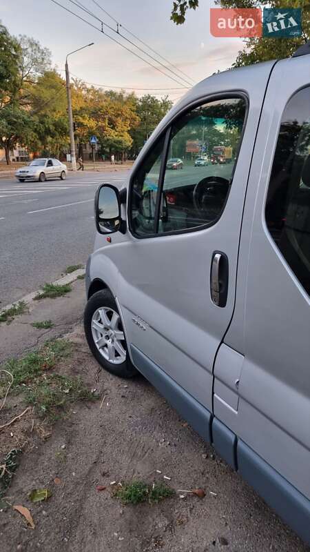 Мінівен Nissan Primastar 2005 в Миколаєві