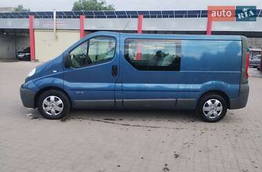 Вантажопасажирський фургон Nissan Primastar 2010 в 