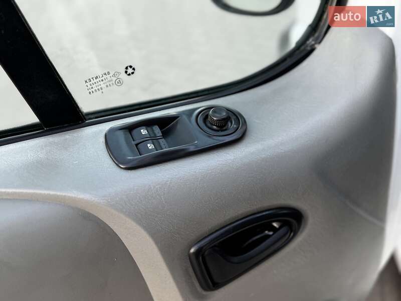 Минивэн Nissan Primastar 2006 в Львове