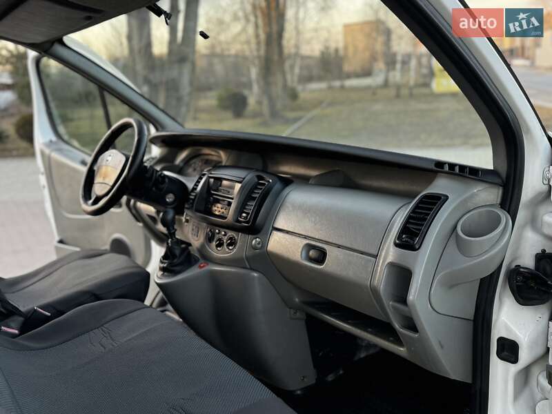 Минивэн Nissan Primastar 2006 в Львове