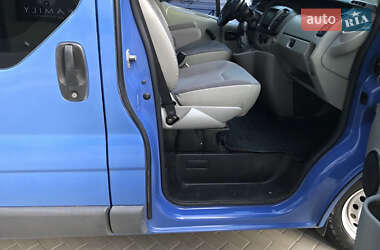 Мінівен Nissan Primastar 2005 в 