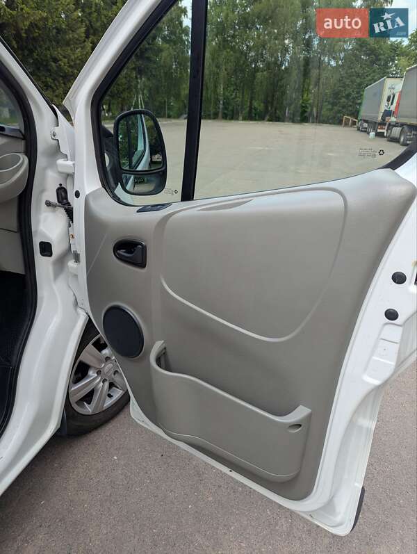 Грузовой фургон Nissan Primastar 2014 в Ровно