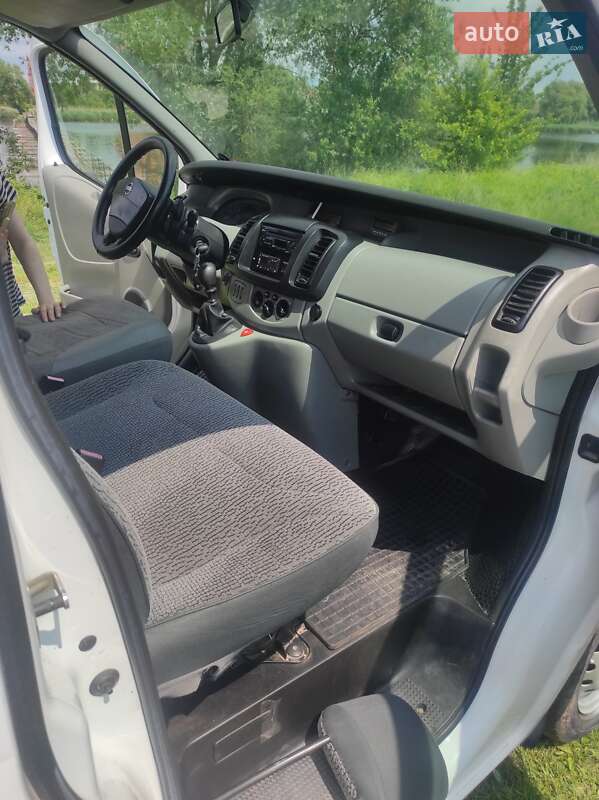 Мінівен Nissan Primastar 2006 в Добротворі