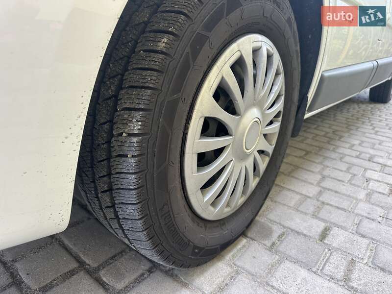 Мінівен Nissan Primastar 2014 в Луцьку