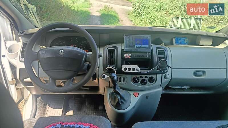 Микровэн Nissan Primastar 2003 в Купянске